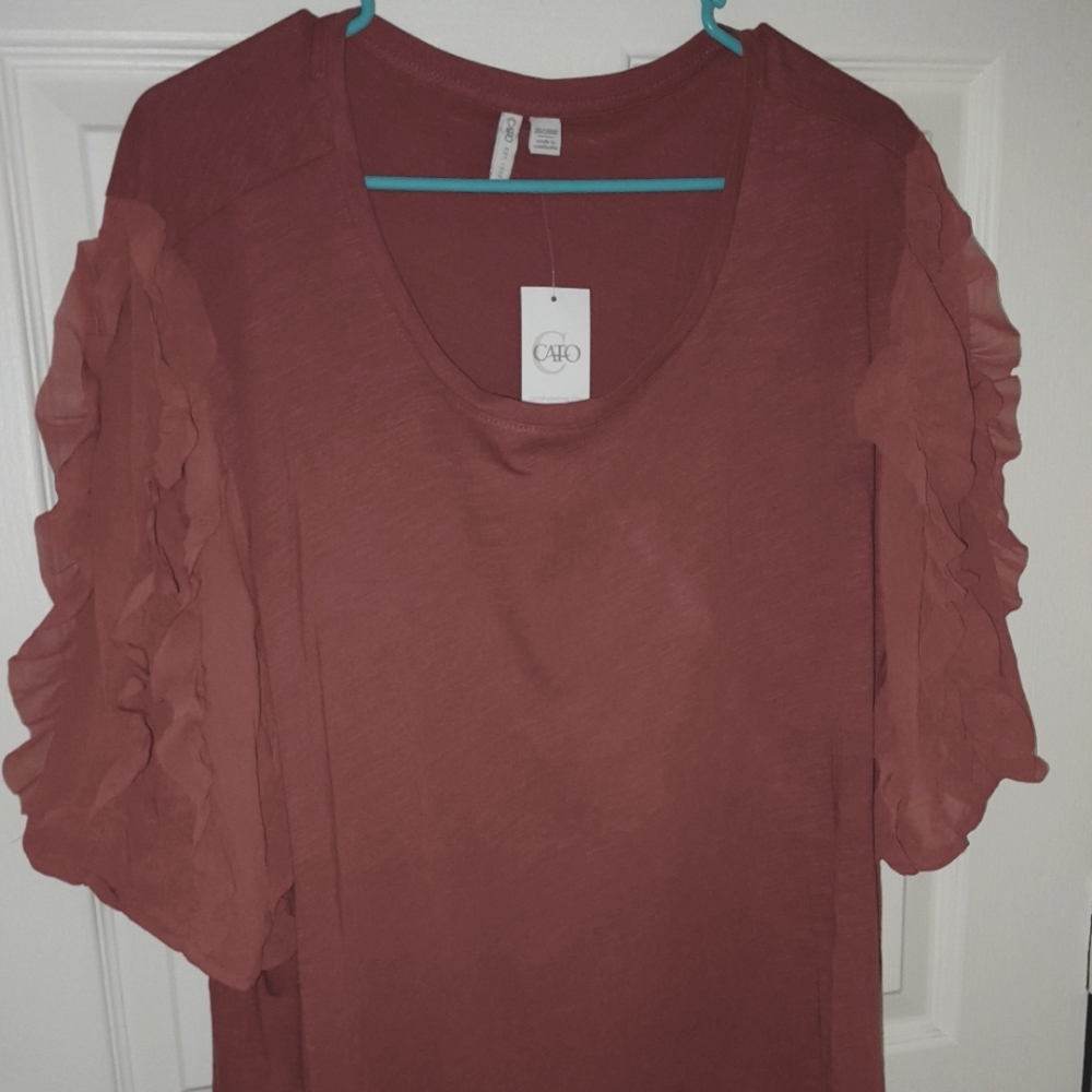 WOMANS 3X PLUS SIZE  BURGUNDY COLOR SHORT SLEEVE BLOUSE W/FRILLS & PUFFED SLEEVE